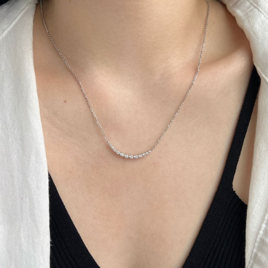 Graduated Brilliant Cut Necklace