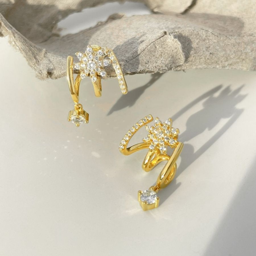 Feyre Illusion Earrings Gold