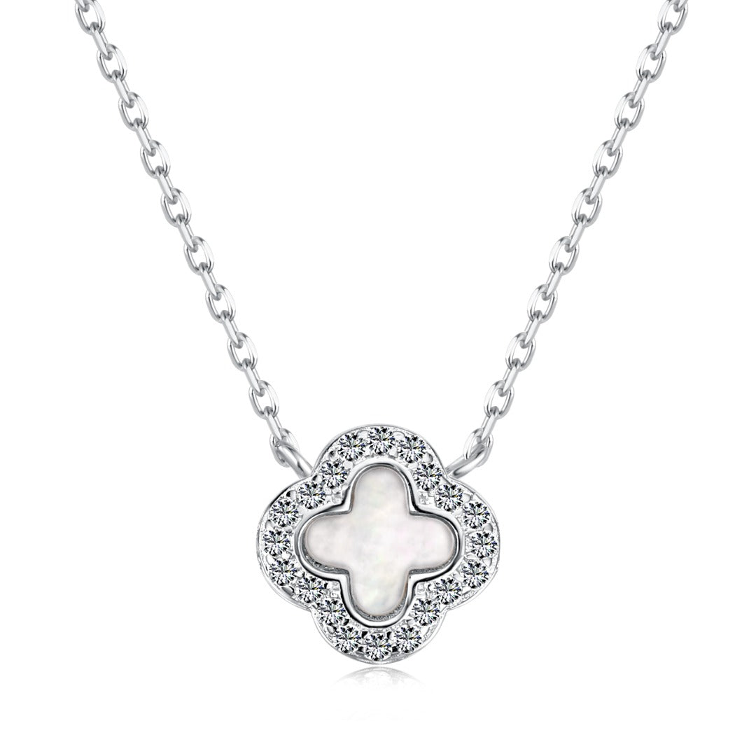 Azelia Clover Necklace Silver