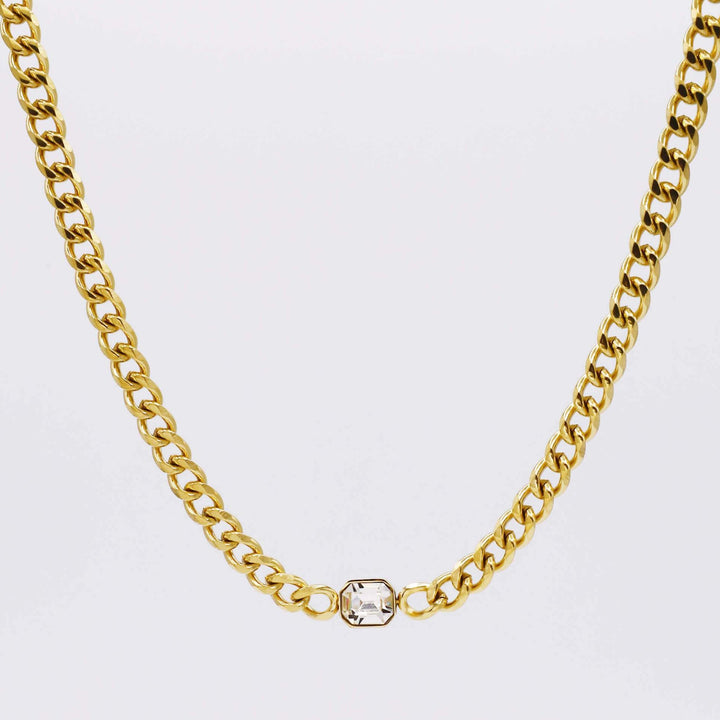 Fina Chain Necklace