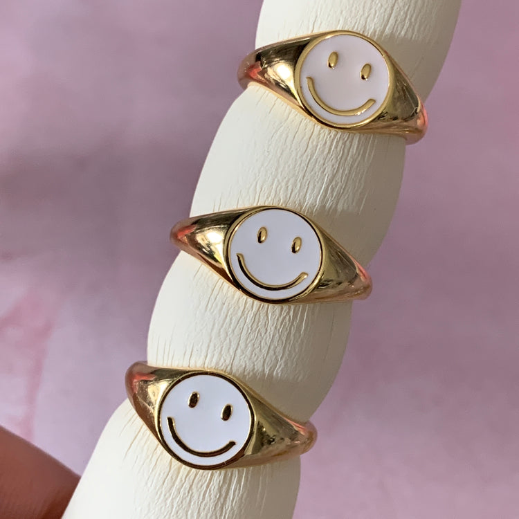Smiley Signet Ring - House of Carats