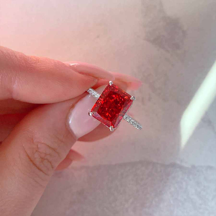 Brea Crushed Ice Ring Red