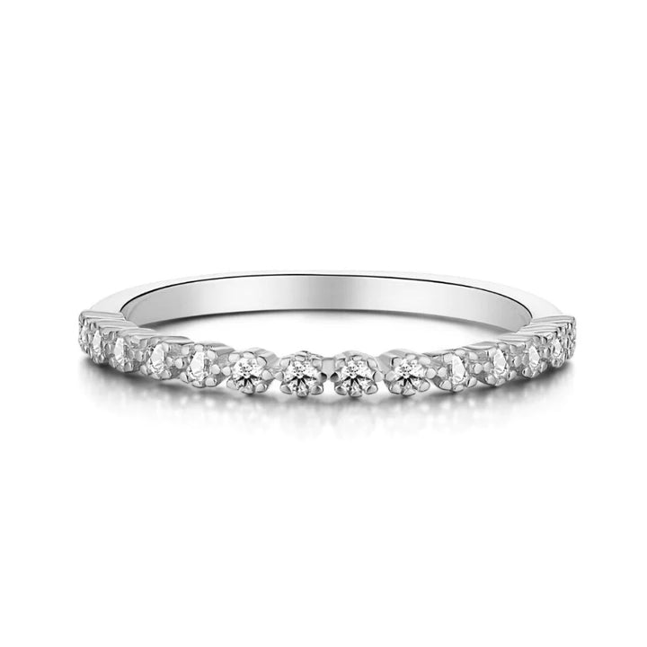 Suri Dainty Ring Silver